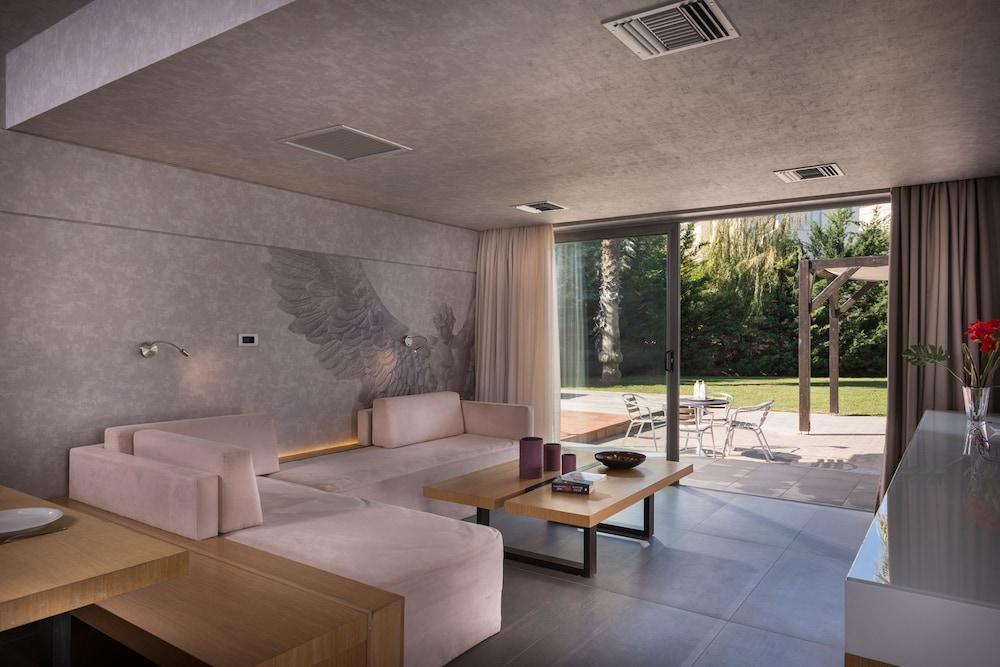Ikaros Hotel Chania  Екстер'єр фото